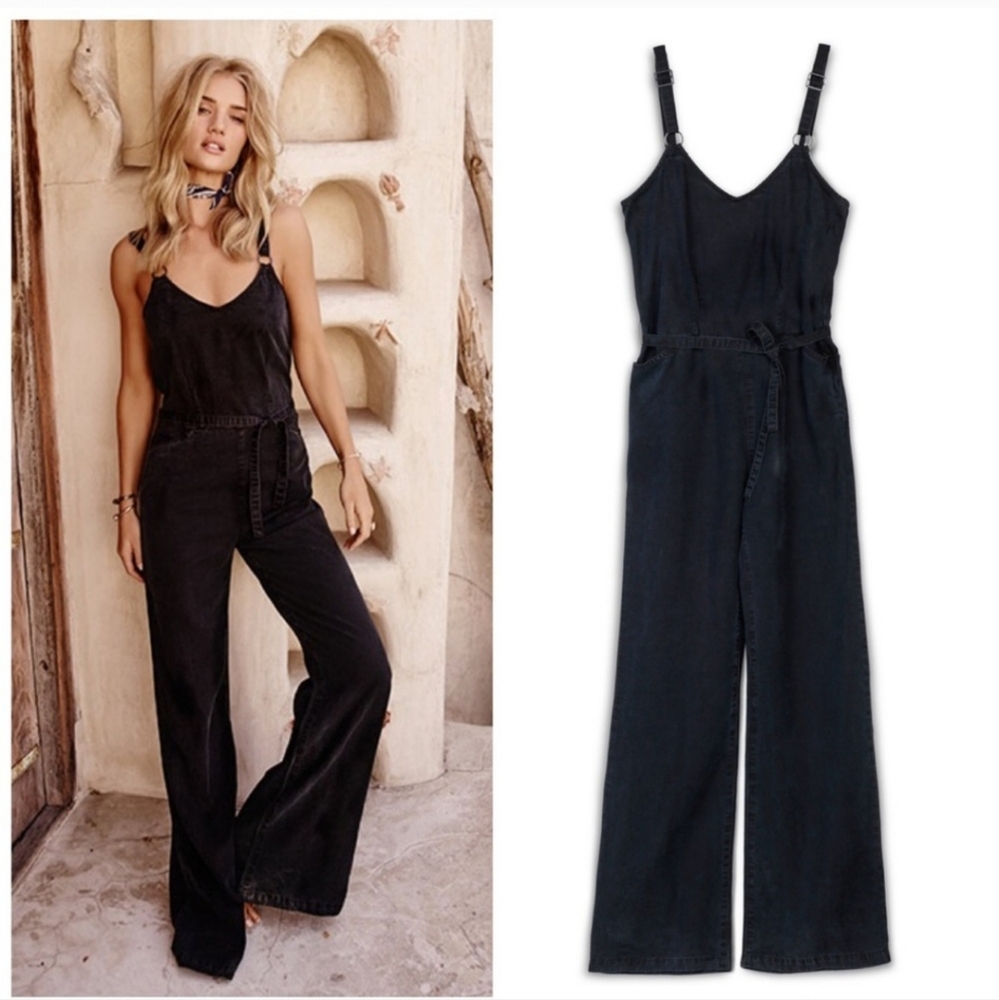 Paige hazelle jumpsuit in black pearl sz L